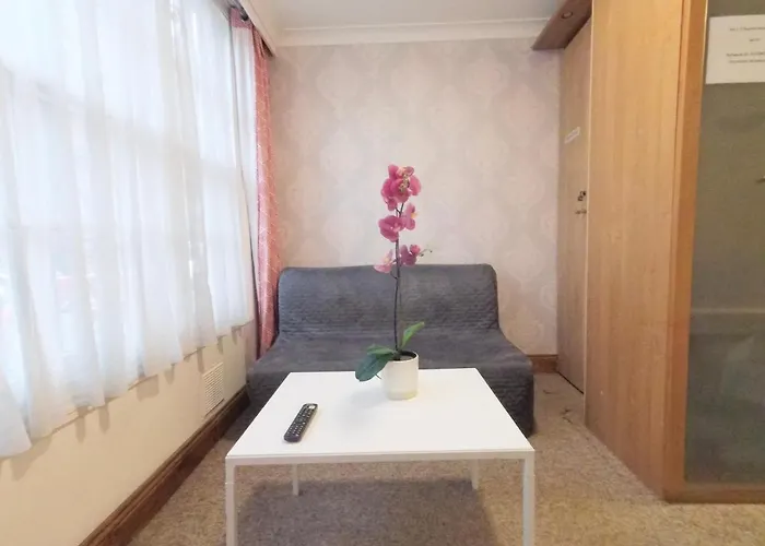 Flat 1 At 6 Taunton Mews
